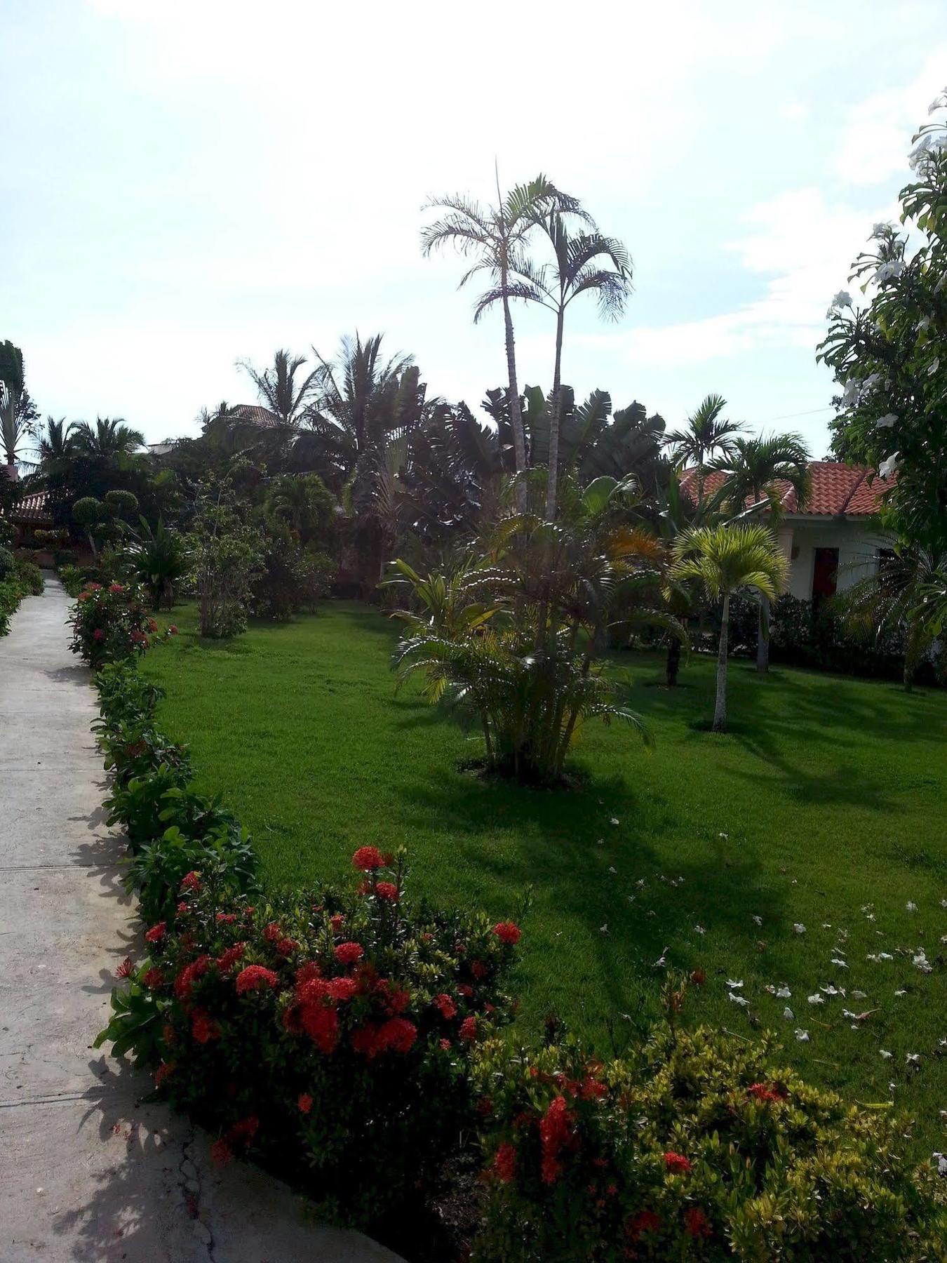 Soficu Hotel El Eden Dominicus Bayahibe Bagian luar foto