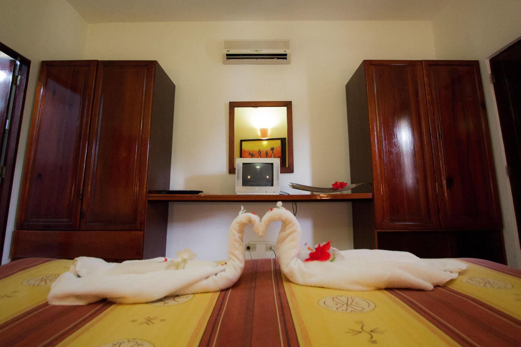 Soficu Hotel El Eden Dominicus Bayahibe Bagian luar foto